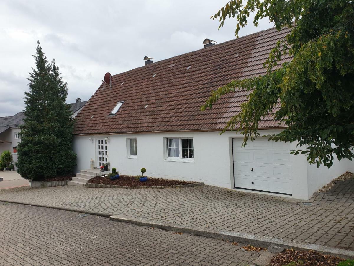Ferienhaus Gogelhopf Unterschneidheim Exterior photo